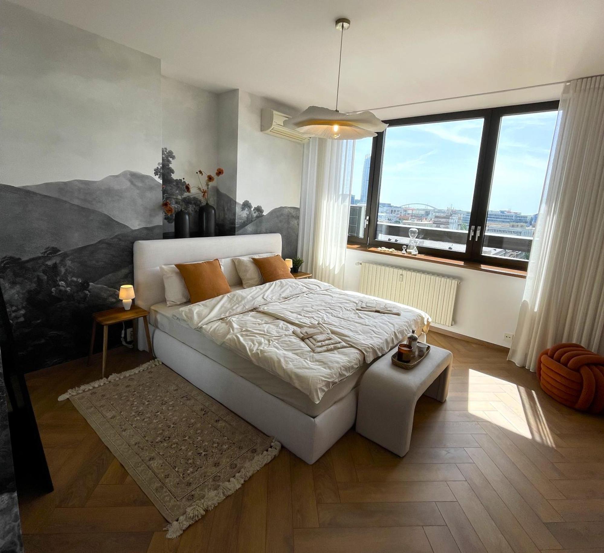 Panorama View Design Apt In Old Town - Free Parking Братислава Экстерьер фото