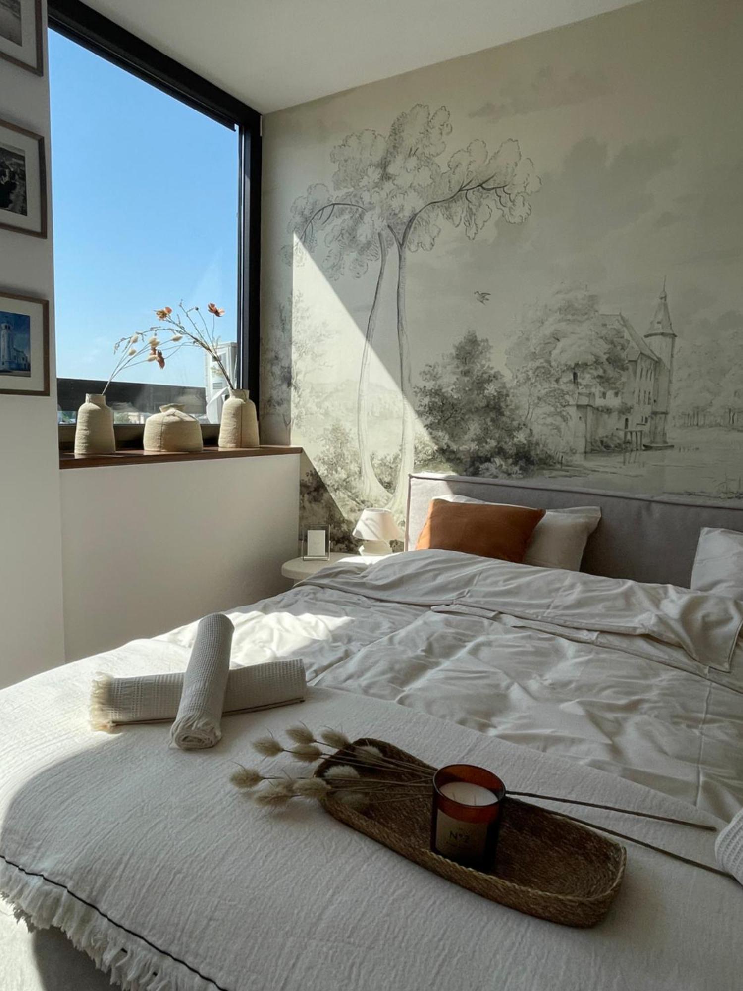 Panorama View Design Apt In Old Town - Free Parking Братислава Экстерьер фото